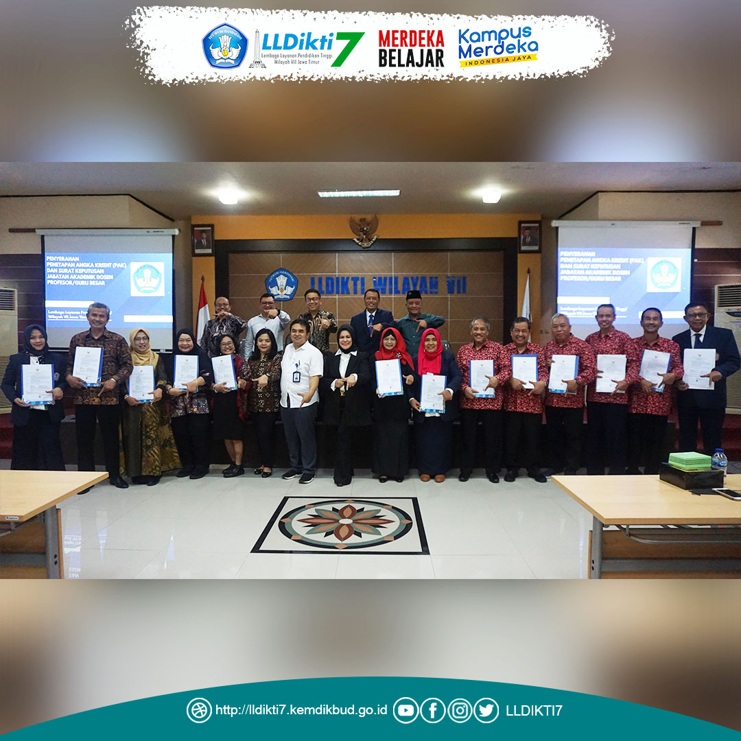 LLDIKTI Wilayah VII Serahkan 13 SK Guru Besar / Profesor Baru
