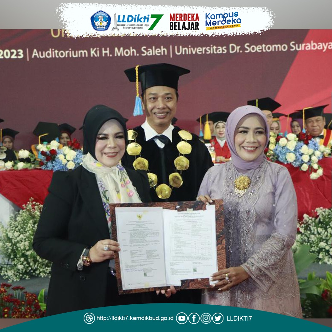 Kepala LLDIKTI Wilayah VII Hadiri Pengukuhan Guru Besar Ilmu Hukum Tata Negara Universitas Dr Soetomo